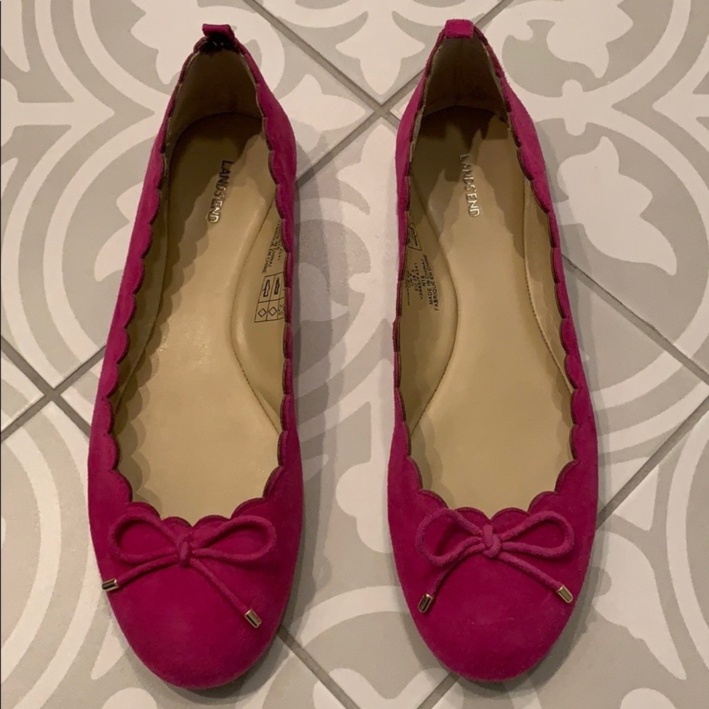 Bright Fuschia Scalloped Flats